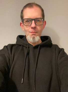 Murdoch1970, 55, United Kingdom