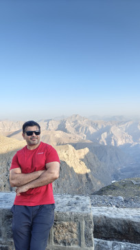 Hii143, 44, United Arab Emirates