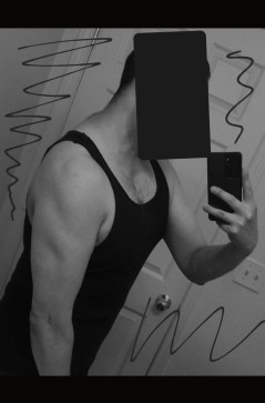 Bear, 35, United States