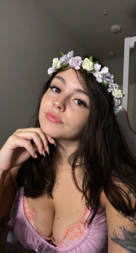 Louise, 22, United States