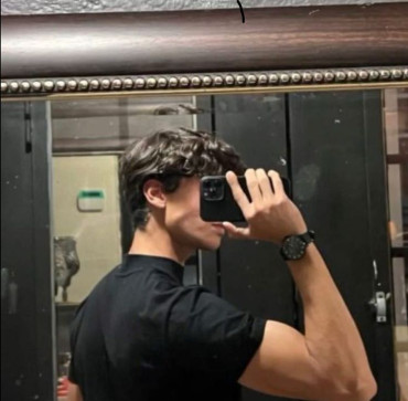 Jiha_n014f Kim, 22, Germany