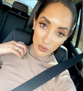 Samantha Williams, 34, United States