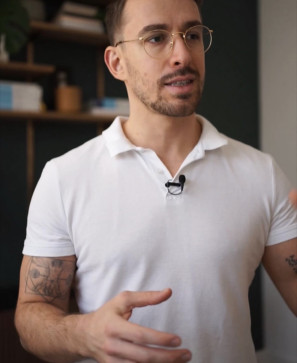 Hudson, 50, United States