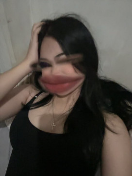 Eya, 20, Philippines