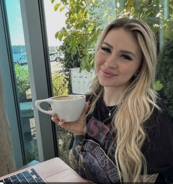 Jesse Veronica, 36, United Kingdom