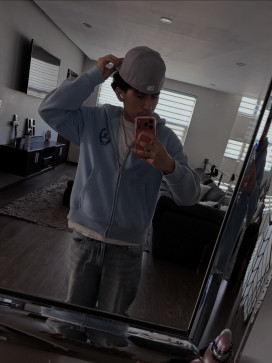 Silk X, 18, United States