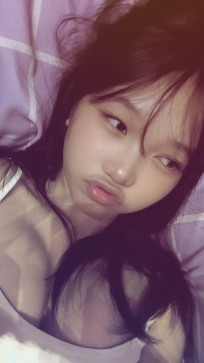 Mariah, 18, Philippines