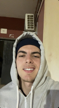 Adem, 19, Algeria
