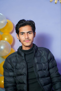 Arfat Khan, 19, India