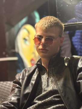 Opie, 23, United Arab Emirates