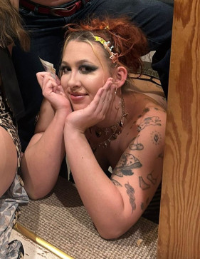 MushroomGirl22, 19, United Kingdom