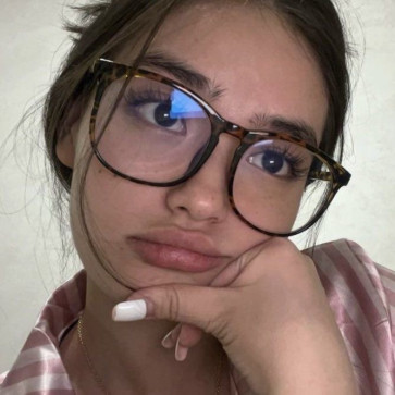 Aniiana, 18, Australia