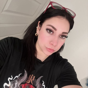 Lovestella, 40, Germany