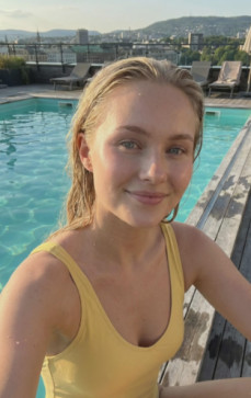 Ruby, 20, United Kingdom