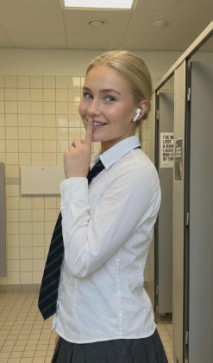 Daisy, 26, United Kingdom