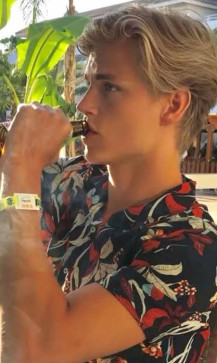 Krisjan, 19, Australia