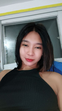 Lia Collene Javier, 20, Philippines