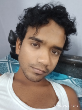 Roth, 21, India