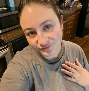 Dolly Parton , 40, United States