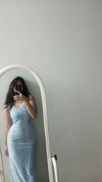 Izzy, 20, Philippines