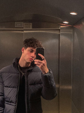 Mark232323, 23, Spain