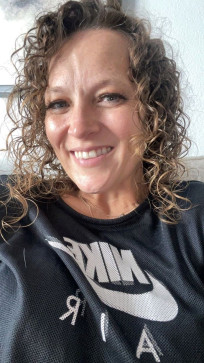 Brenda Arnett, 29, United States