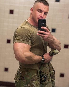 Charles, 35, United States