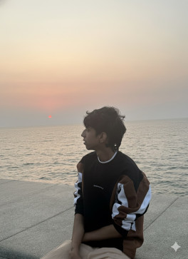 Skinny Nik, 18, India