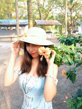 Loreign Lim, 18, Philippines