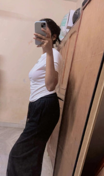 Prachi, 29, India