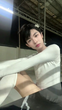 You Chie, 20, Philippines