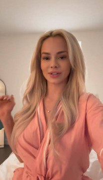 Rose Mary, 30, United States