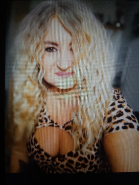 Rosese Bolaji, 35, United Kingdom