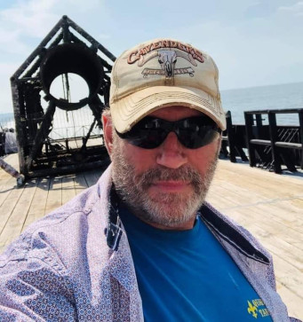 Macom Grey, 18, United States