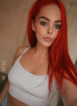 Insertnamehere, 24, United Kingdom