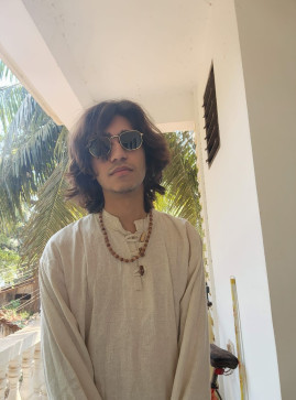 Fekurendra Godi, 19, India