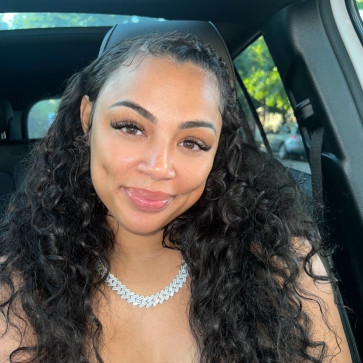 Hellen, 37, United States