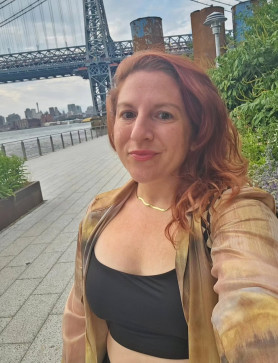 Lauren, 42, United States