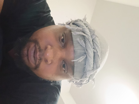 Donta Hill, 18, United States