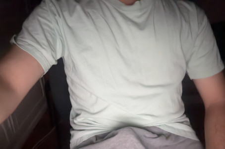 IdkLolRllyBored, 18, Australia