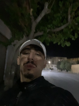 Joumad Off, 18, Algeria