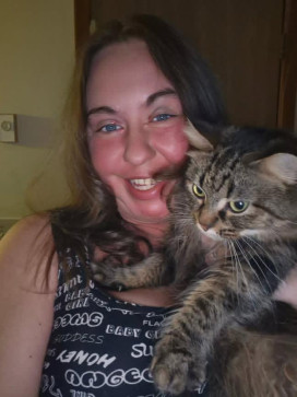 Caroline, 38, Canada