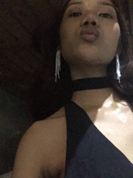 Aslea Escola, 19, Philippines