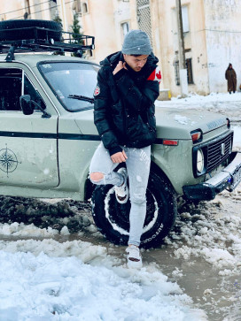 Zinou Zinou, 18, Algeria