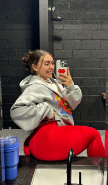 Elizabeth Lightsey, 30, United States