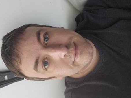 Alpuk, 35, United Kingdom