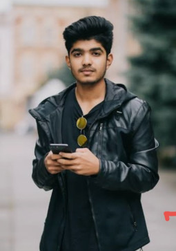 Shahid, 20, India