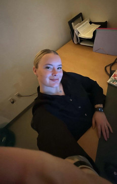 Sandra, 29, United States