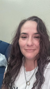 Elizabeth, 35, United States