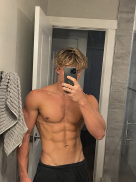 Daniel, 18, Sweden